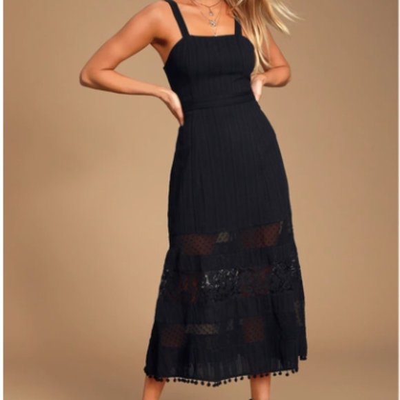 Lulus Dresses & Skirts - Hot Pursuit Black Lace Midi Dress